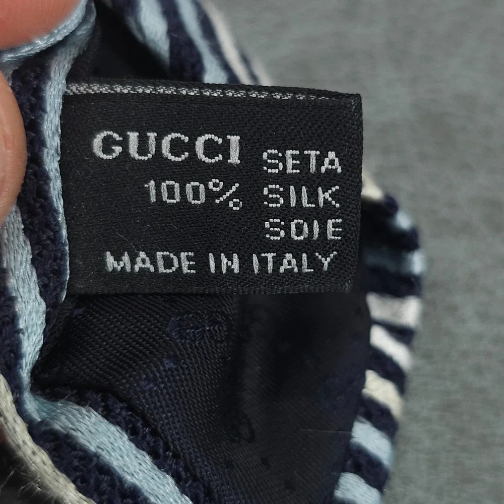 Gucci Tie Mens Silk Blue White Diagonal Stripe Luxury Made in Italy Necktie